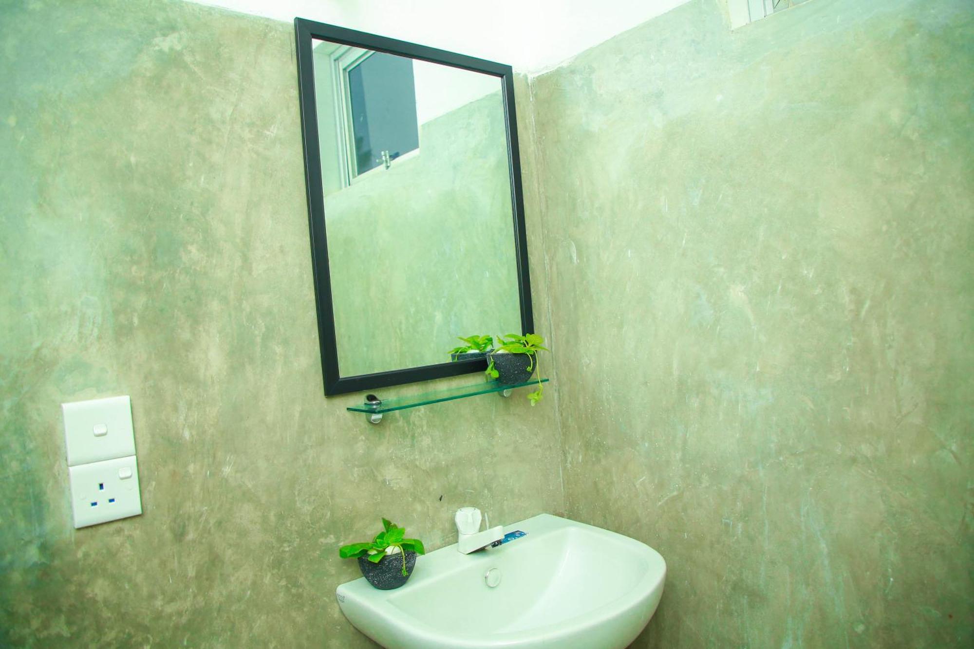 Samee Dream Guest Hotel มิดิกามาอีสต์ ภายนอก รูปภาพ