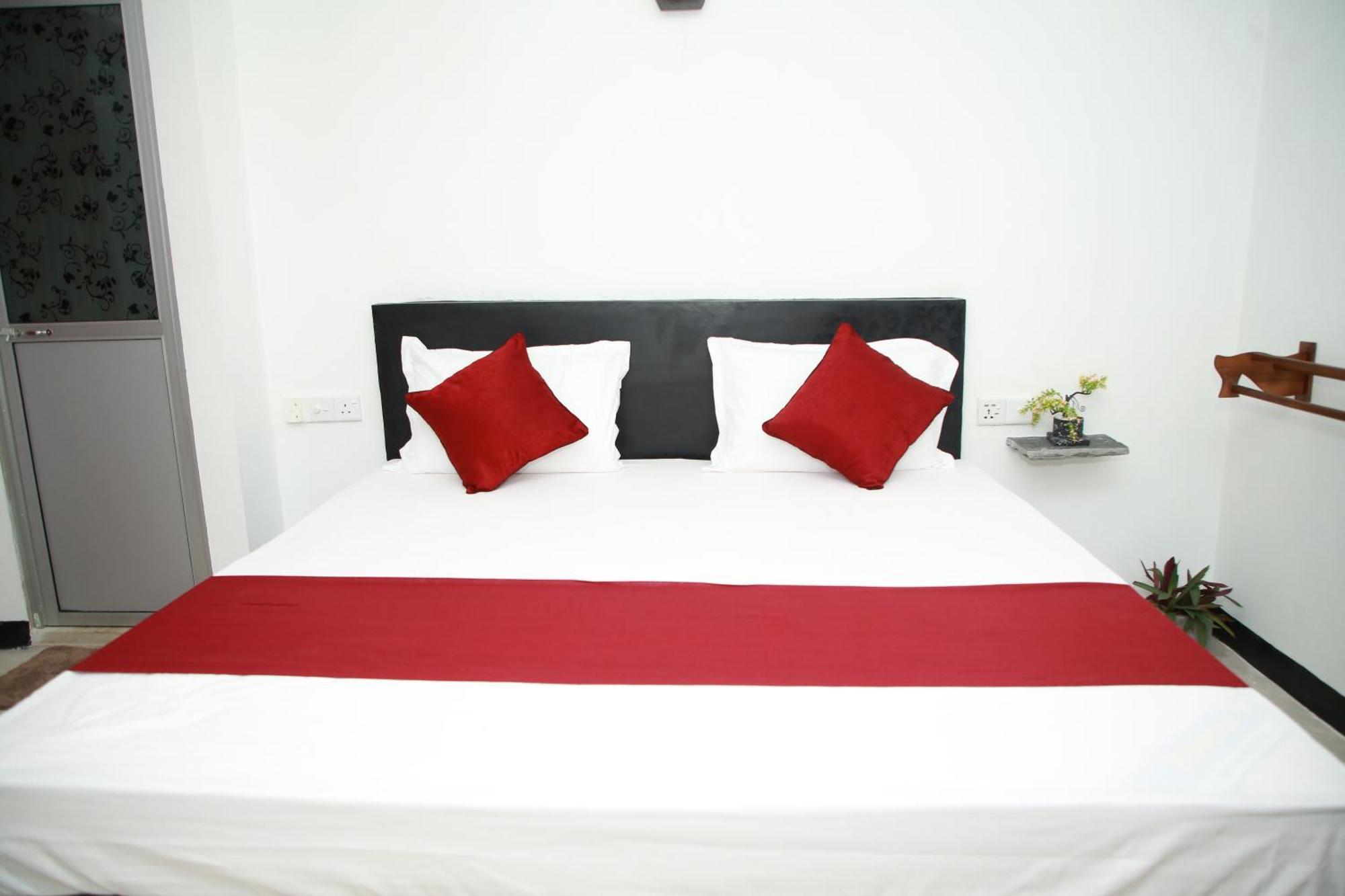 Samee Dream Guest Hotel มิดิกามาอีสต์ ภายนอก รูปภาพ