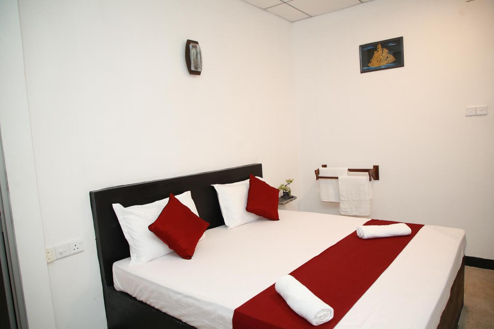 Samee Dream Guest Hotel มิดิกามาอีสต์ ภายนอก รูปภาพ